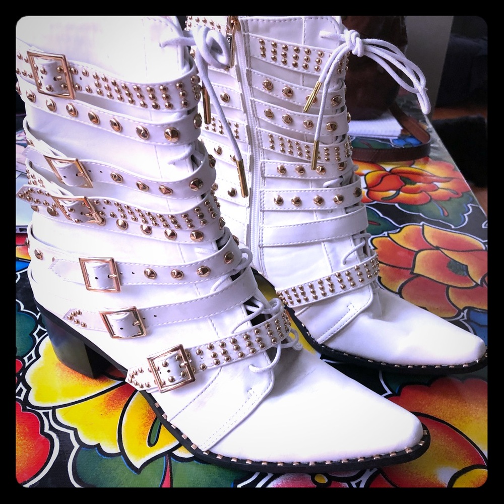 Cape Robin Rocker Boots 11